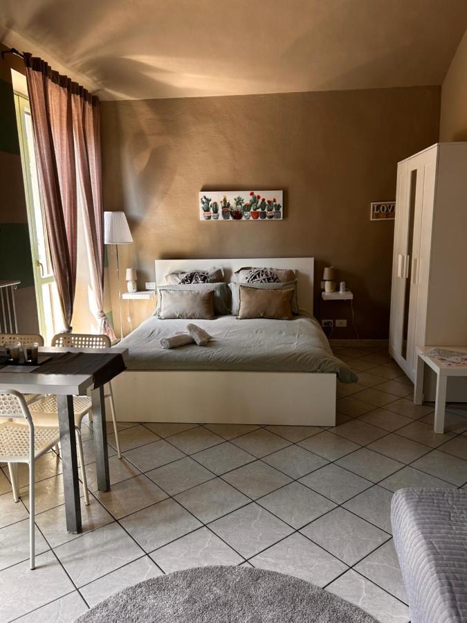Bon Bon Del Corso Con Terrazzo E Aria Condizionata Asti Exterior foto